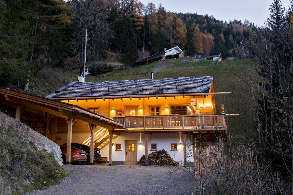 Wuidererhuettn, Charlet In Alleinlage Mit Freistehendem Saunahaus Grosskirchheim Exterior photo